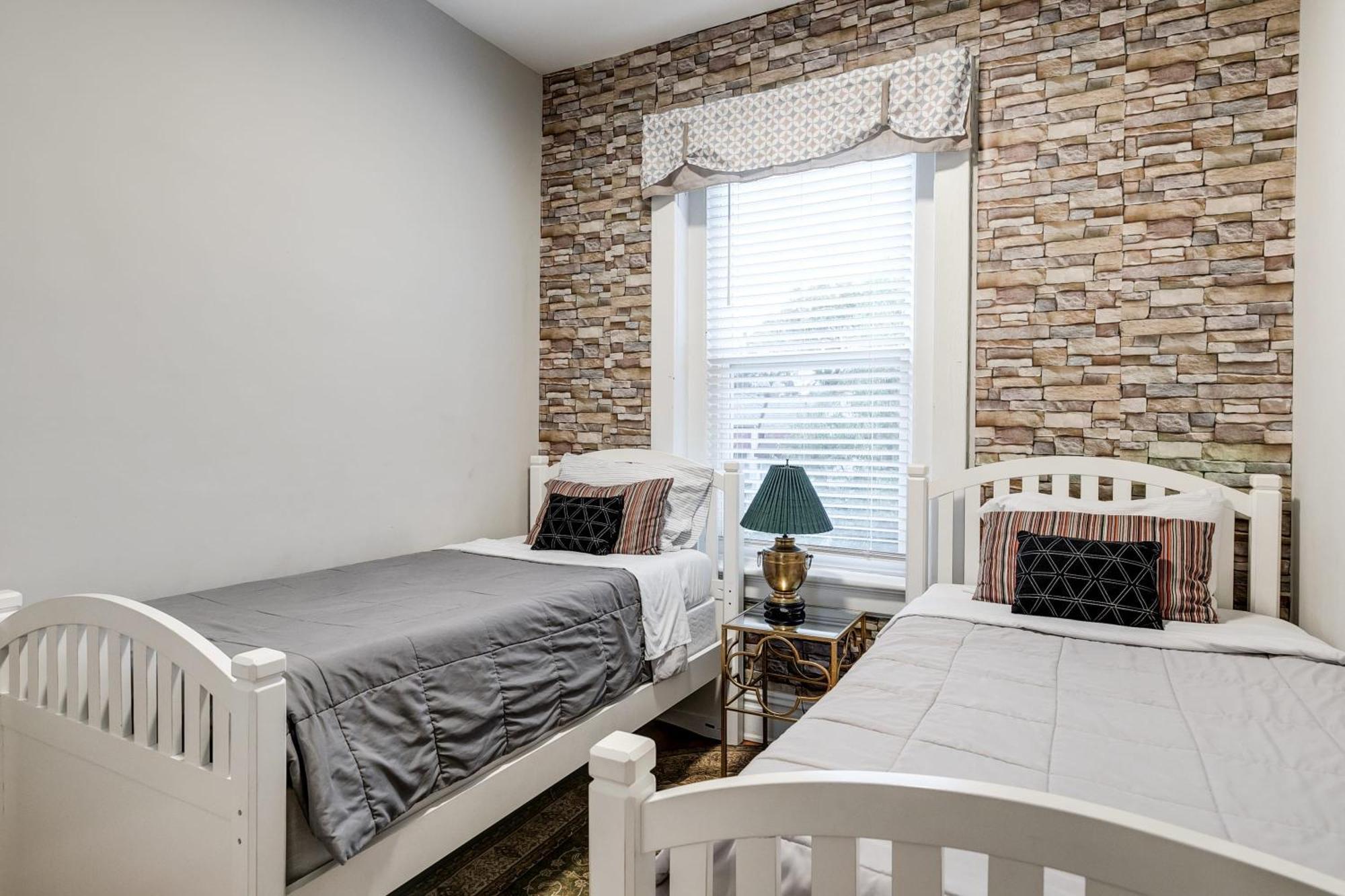 E2 Centrally Located In Carytown Fully Fenced Richmond Luaran gambar